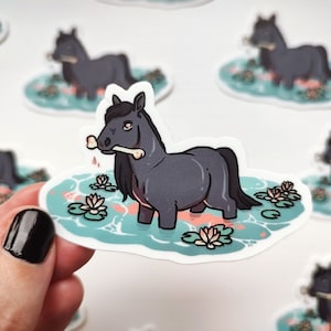 KELPIE Fabelwesen Sticker | Niedlicher Pastell Monster Sticker | Matter Wasserfester Aufkleber