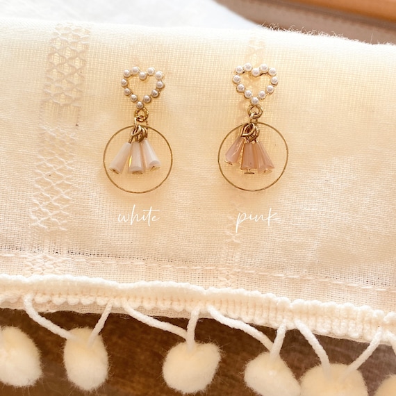 Pearl heart with crystals drop earrings| Blush Pink and white glass dangling earrings| Wedding Jewelry| Bridesmaid gift| gifts for her