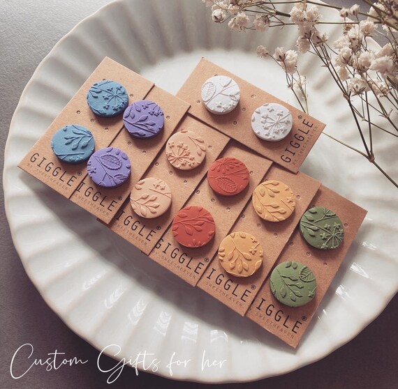 Bridal party gift, Custom Polymer Clay studs,Bridesmaid gift, Bridal earrings,Thank you studs,Gift Box, Flower clay studs, personalized gift