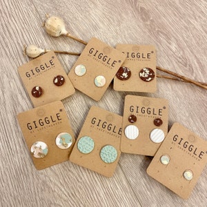 Clips faits main en pâte polymère |  Argile à clipser indolore | Mini-clips cartes rondes dorées | Petits clous à clip