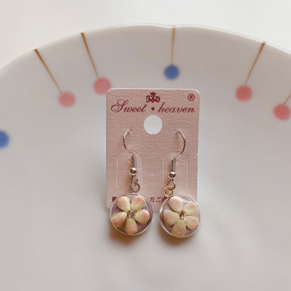 Handmade Polymer Clay Dangle Flower Earring|  Polymer Clay floral | Round pink purple flower| Dainty  lightweight | Boho Chic gifts for her