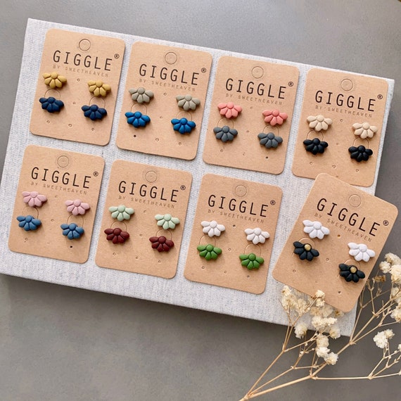 Polymer Clay Half Daisy Stud | Simple Dainty Clay Earring| Custom color Daisy Stud| Dainty Mini Bridesmaid Stud | Personalized gifts for her