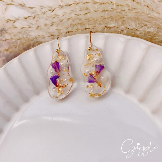 Pressed forget me not earring| Dried statice Earring | Sea Lavender Earrings| Eternal Floral Gold leaf dangle earring| | Valentines Day Gift