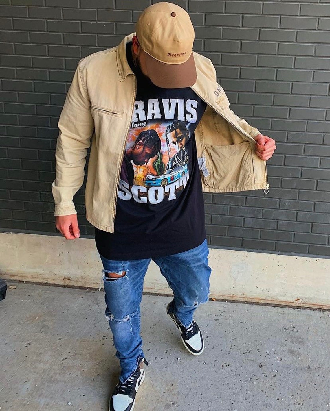 travis scott khaki t shirt