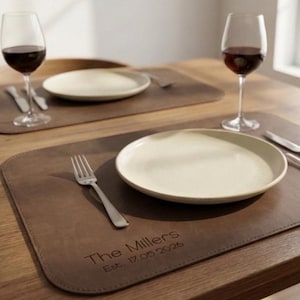 Mantel individual de cuero personalizado • Mantel de comedor personalizado • Regalo de aniversario personalizado • Impermeable • Fácil de limpiar