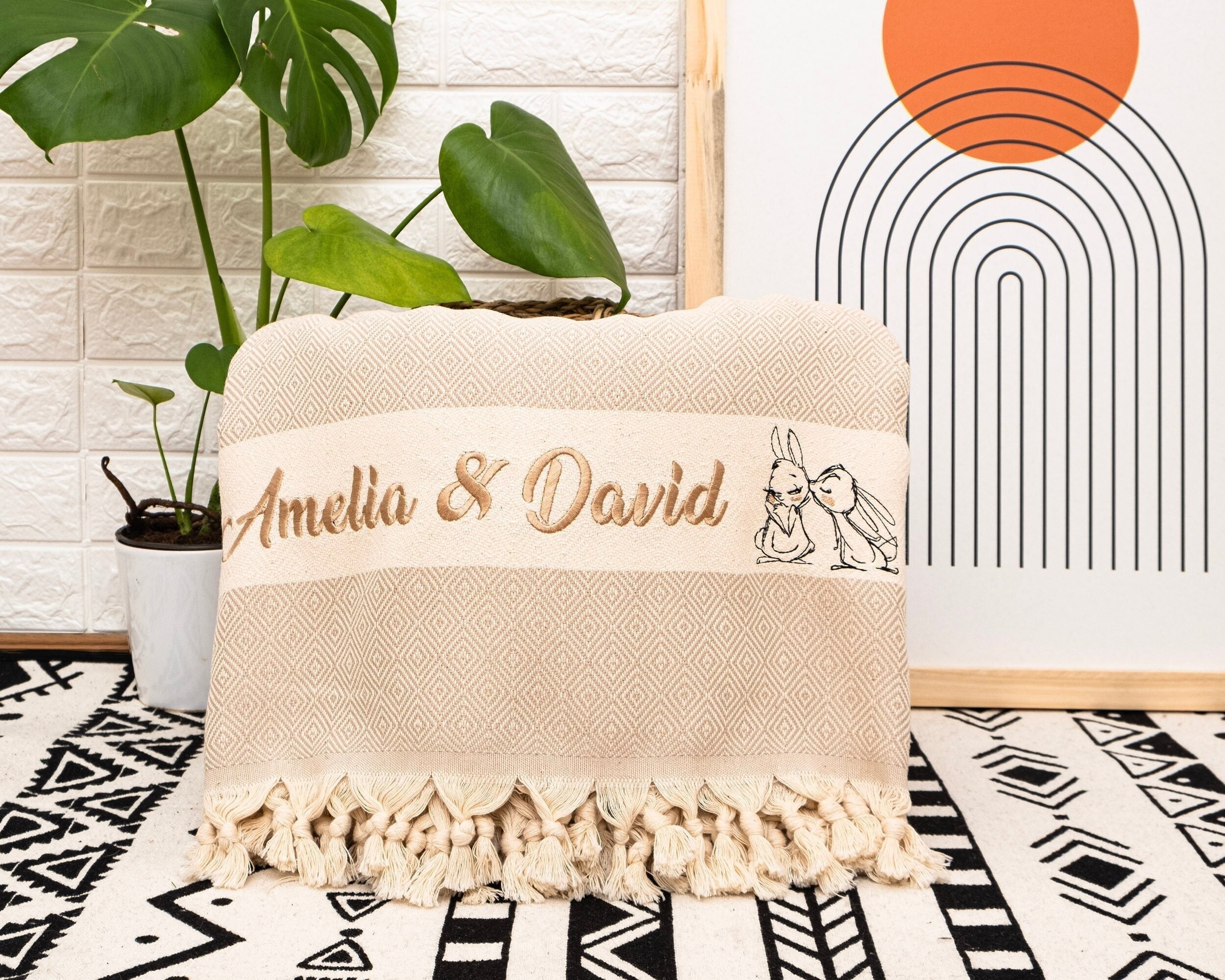 Personalized Cotton Throw Blanket for Her & Newlywed, Personalized Gift Blanket for Her, Custom Housewarming Gift, Personalized Gift for Mom