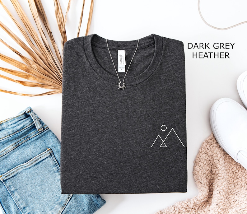 T-shirt minimaliste montagne, T-shirt simple montagne, T-shirt de randonnée, T-shirt minimaliste montagne, T-shirt esthétique image 3