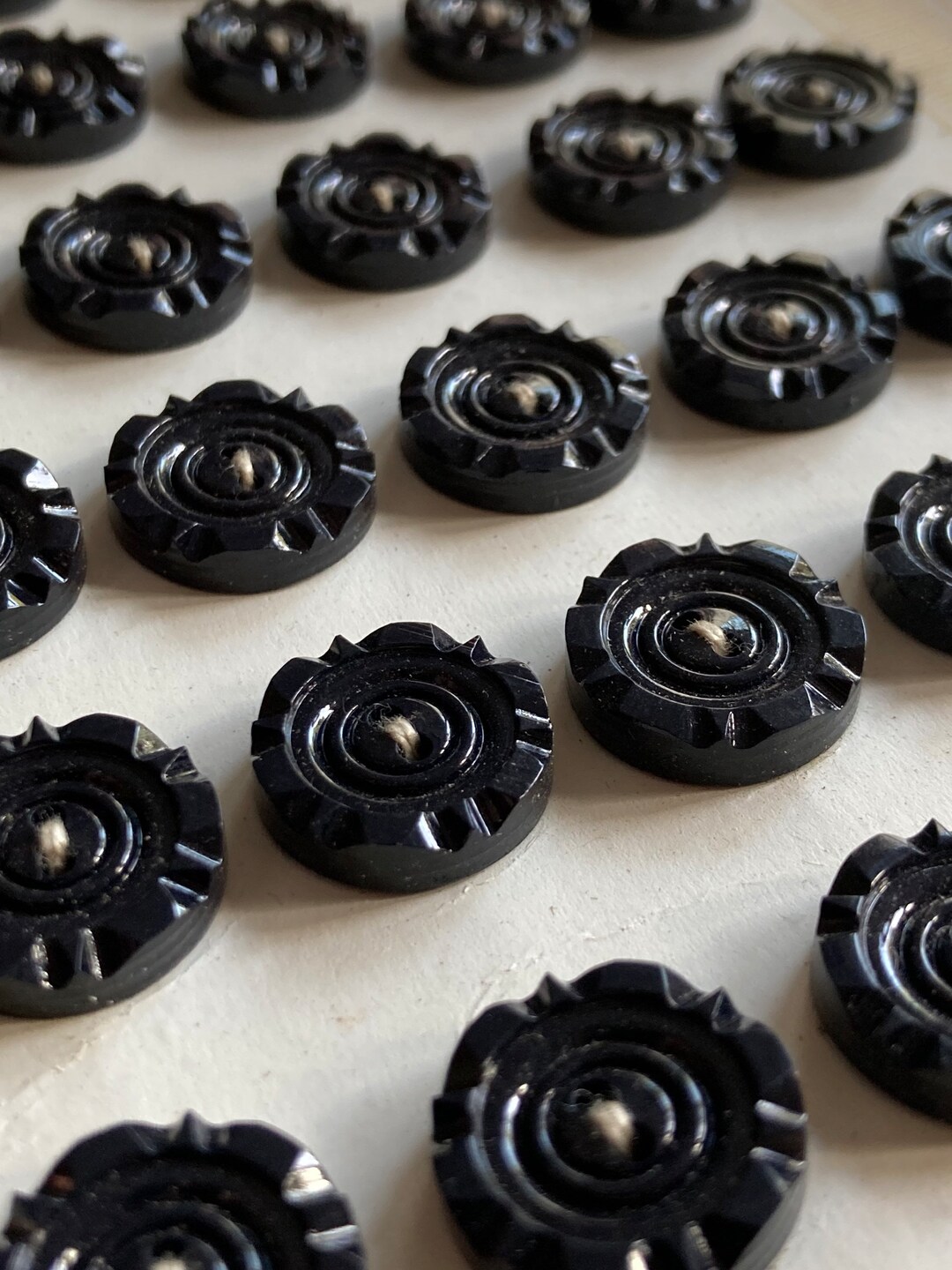 36 Vintage Buttons on a Sample Card - 16 Mm Buttons - Etsy