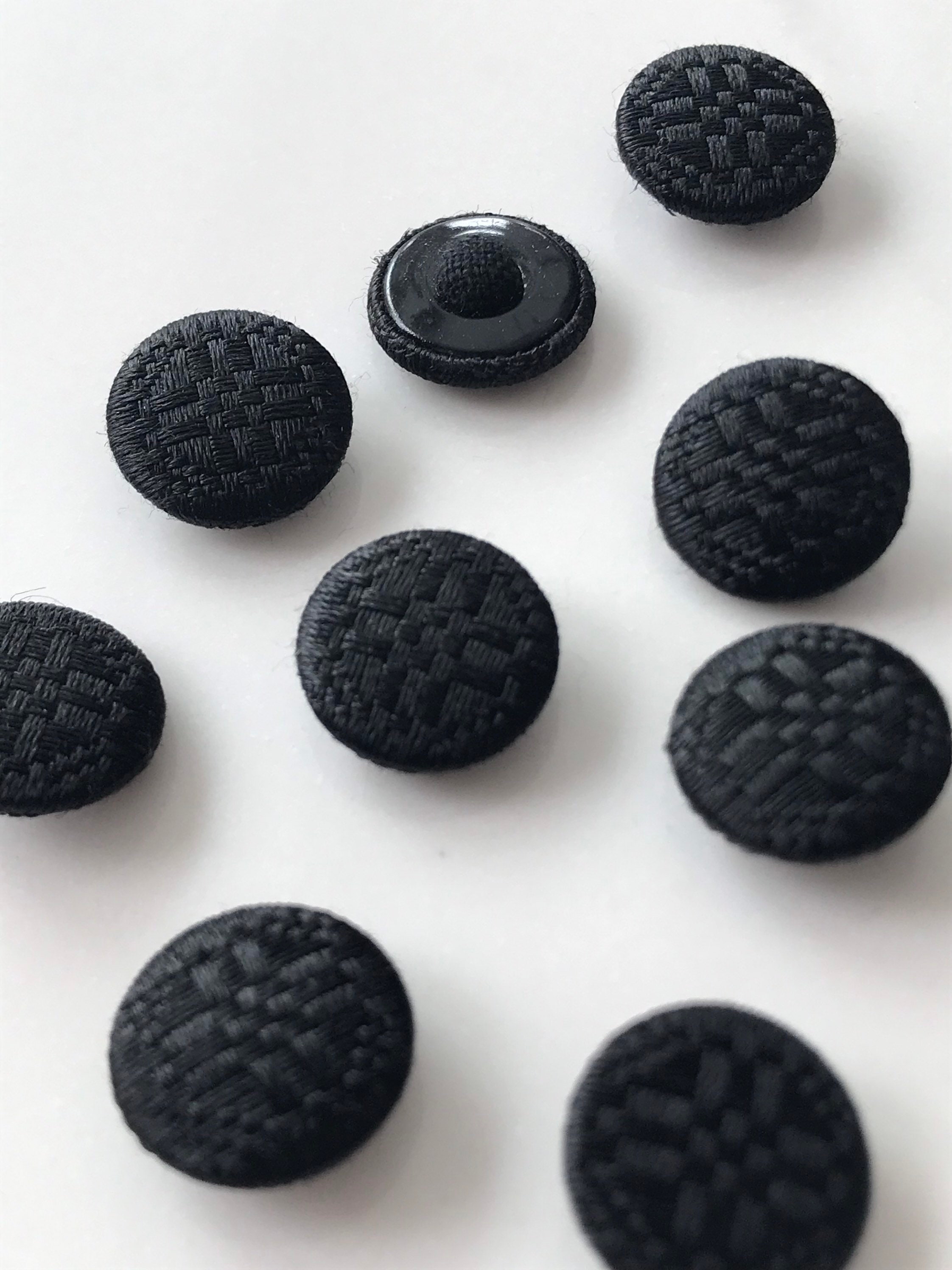 8 Vintage Black Fabric Buttons: Collectible Sewing Supplies (16mm) - Etsy