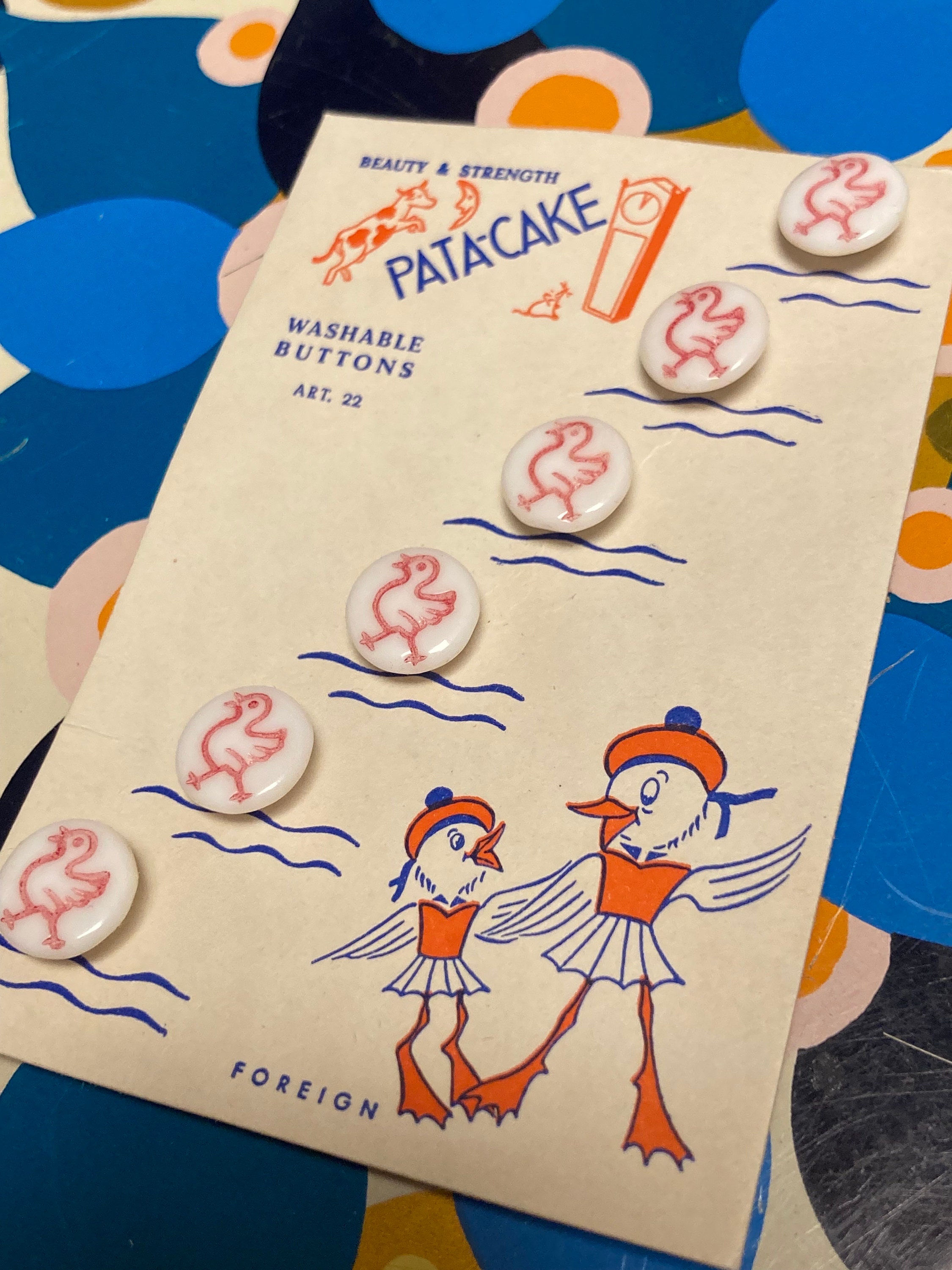 6 Vintage Children's Glass Buttons on Original Pat A Cake Card Walking ...