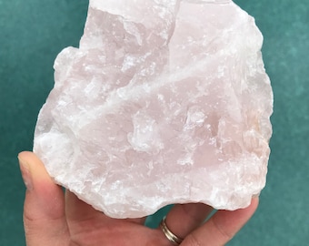 Rose Quartz - 1 lbs 11 oz (782g) - Comes with a FREE display stand! - Rough Rose Quartz