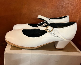 Youth White Folklorico Shoe