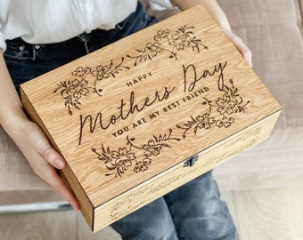 Caja de madera con recuerdo de amor personalizado con personalización: caja para tarjetas de boda, compromiso, regalo de pareja para él, ella, novio, novia