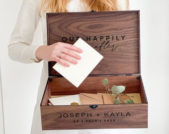 Scatola In Legno Personalizzata Con Incisione A Scelta - 50x40x30 Cm Con Cuore - Regalo Per Matrimonio, Battesimo, Compleanno, Fidanzamento