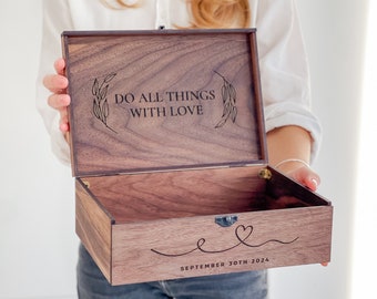 Personalization Custom Memory Keepsake Wooden Love Box with names - Christmas Couple Gift for Him Her Boyfriend Girlfriend Wife Husband