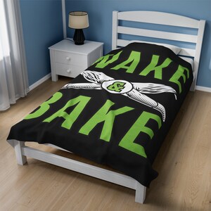 Funny Plant Blanket Adult Bedding: 420 Friendly Graphic, Plush Velveteen Throw (Soft Polyester Blend, Multiple Sizes) image 2