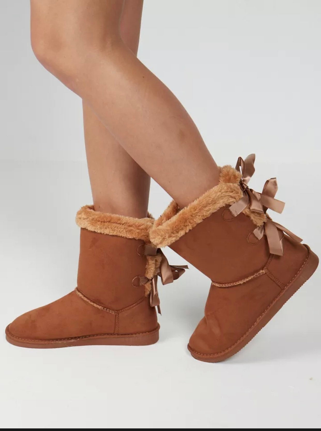 fur lined flat boots