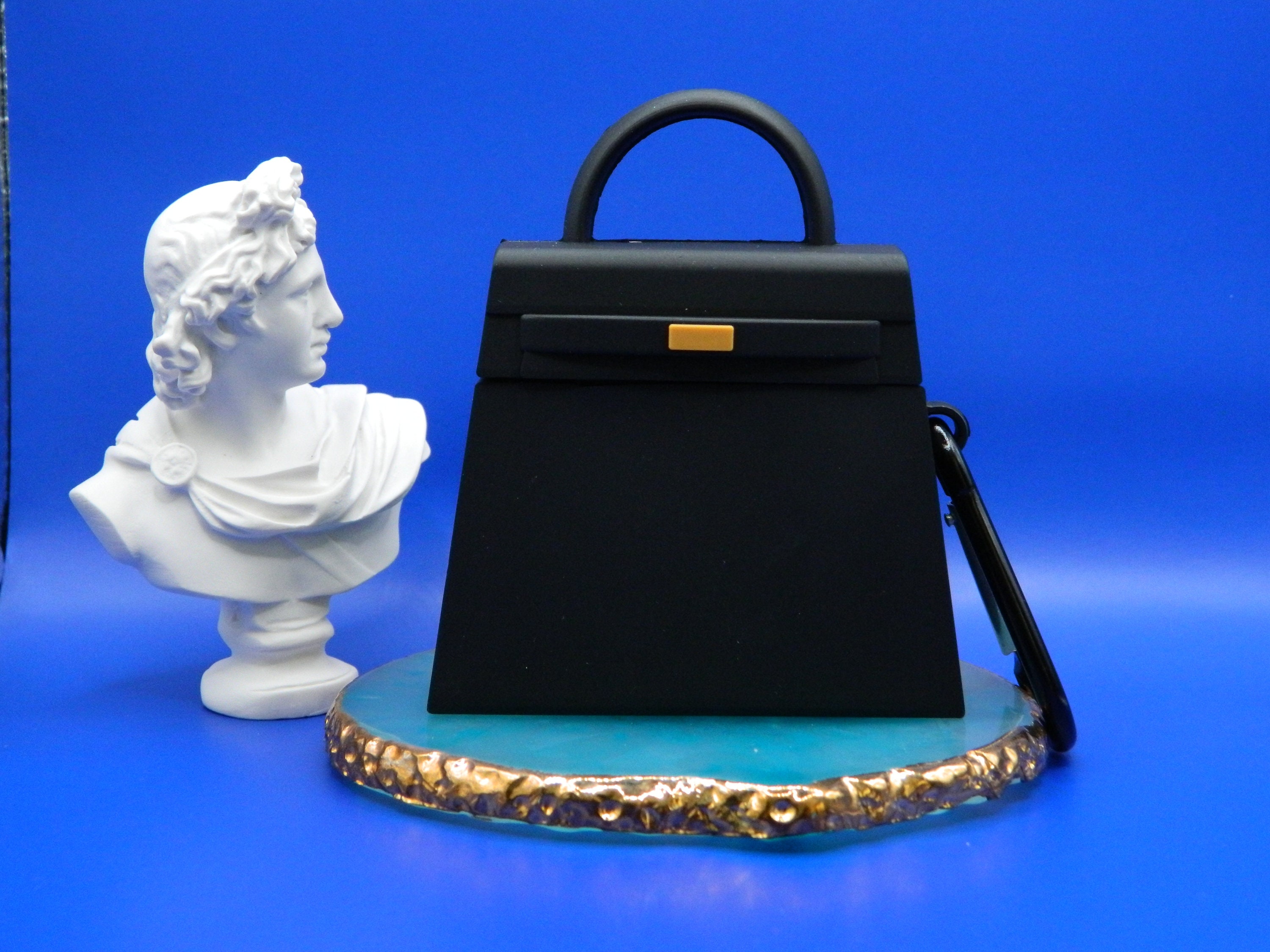 Luxury Airpod Pro case Bag With Chain for Sale in La Mirada, CA