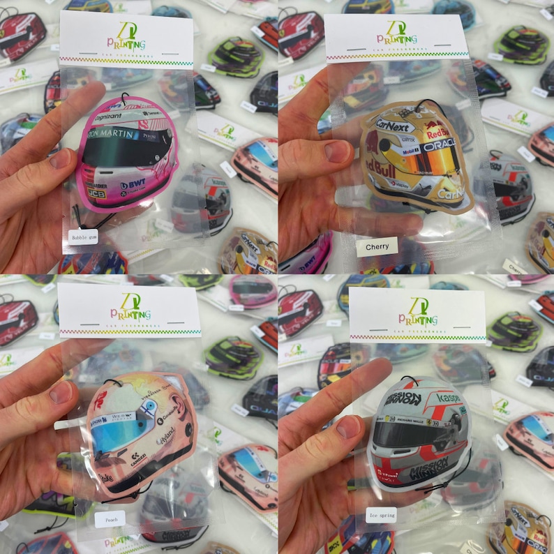 以下が含まれることがあります： プラスチック製の包装に入った、異なる4種類の車の芳香剤。各芳香剤は、レーシングヘルメットの印刷画像です。香りは、バブルガム、チェリー、ピーチ、アイススプリッツです。