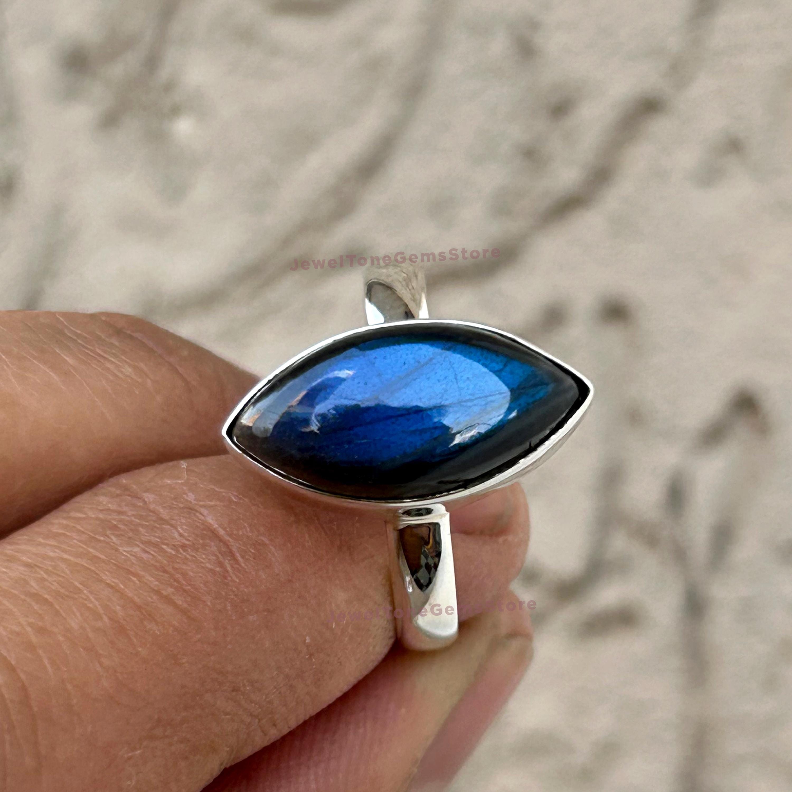 Bague Labradorite Bleue De Madagascar - Forme Marquise Biseautée 26x16mm - Argent 925 - Taille Réglable 52-59 - Neuf