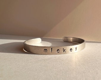 MICKEY Disney geïnspireerde hand gestempelde aluminium armband