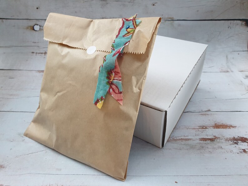 DIY Craft Kit, Jewellery Tutorial, Necklace Making Kit, Hobby Kit for