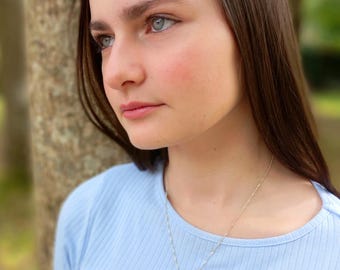 Silver Wave Circle Pendant and Chain