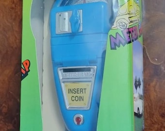 Lámpara de parquímetro vintage tipo hucha. En perfecto estado. Funciona perfectamente. También funciona con adaptador de 3 V MF-308.