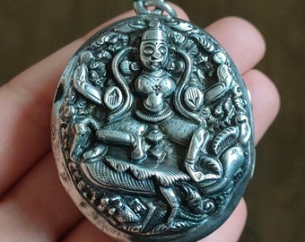 Antique Anglo Indian Silver Locket Hindu Deity God Riding Garuda c1900 - 35.0 g
