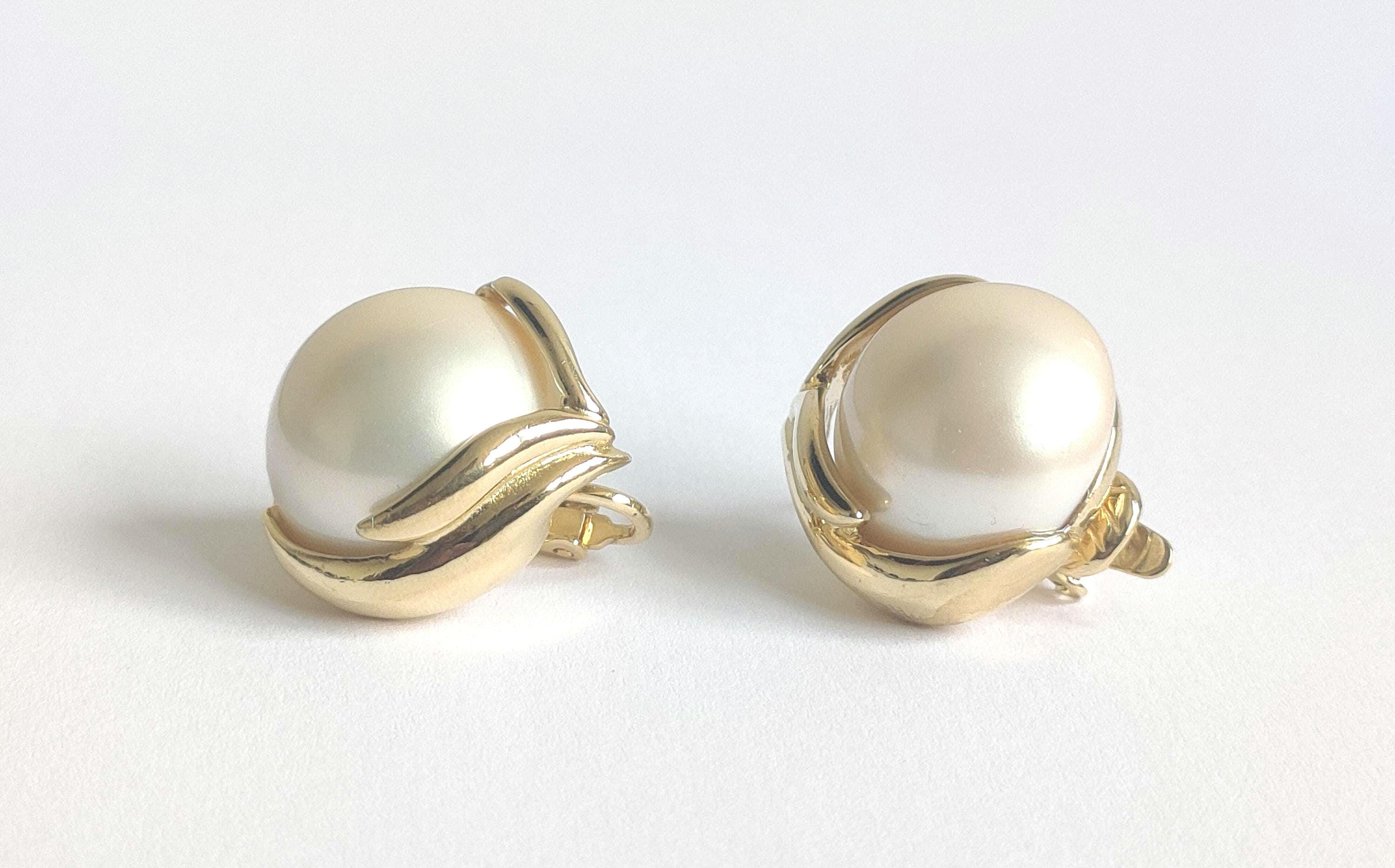 Vintage Trifari TM Faux Pearl Gold Tone Sculptural Clip-On Earrings c.1990