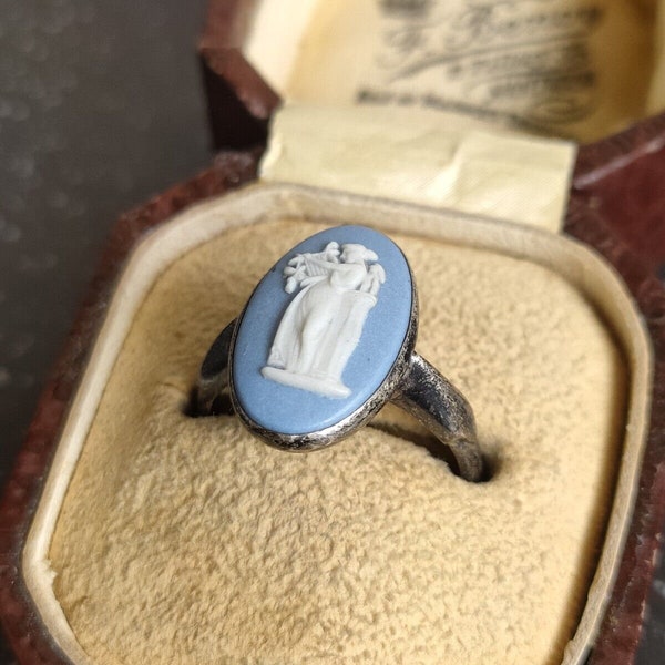 Wedgwood .925 Sterling Silver Blue Jasperware Ring Size K - 3.0 g