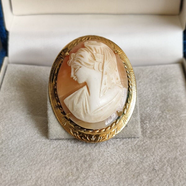 Vintage WBs 2.5 Microns Gold Plated Shell Carved Cameo Brooch - 6.6 g