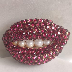 Salvador Dali Joies Brooch - Etsy