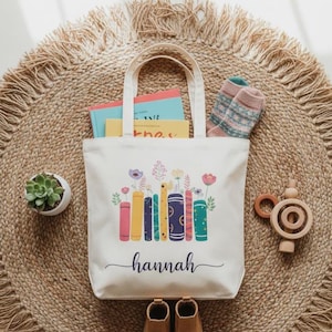 Personalized Canvas Tote Bag with Name and Book Stack, Toy Storage & Book Bag, Nursery Organizer, Toddler Gift, Birthday Gifts