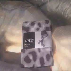 Cheetah Leopard Tights Apt.9 Tights Size Medium NEW in Package 80s Glam
