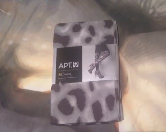 Cheetah Leopard Tights Apt.9 Tights Size Medium NEW in Package 80s Glam