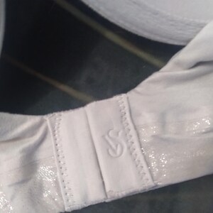 32DD Victoria's Secret Body By Victoria Perfect Shape Sparkly VS Bra bild 3