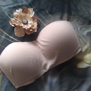 Warners Bra Large Strapless Wireless Lightly Lined Beige Easy Does It Bra