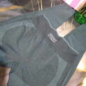 Victoria&#39;s Secret PINK Seamless Leggings Dark Green VS PINK Small Leggings