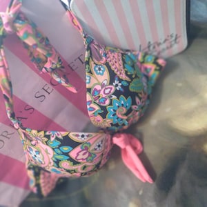 34A Victoria&#39;s Secret Halter Swim Top Push Up Pink Paisley Bikini Top VS Swim