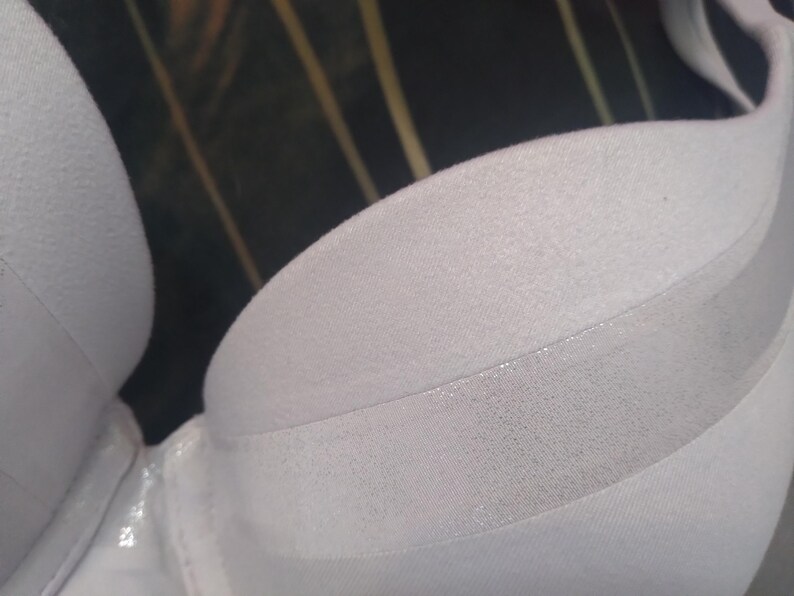 32DD Victoria's Secret Body By Victoria Perfect Shape Sparkly VS Bra bild 5