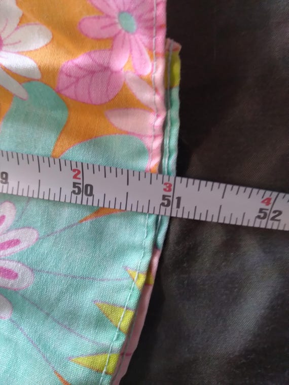 Vintage 60s 70s Housedress Floral Smocked Mumu Re… - image 3