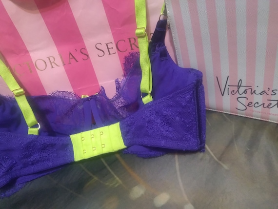 32DDD Victoria's Secret Very Sexy Unlined Demi Lace VS Bra 