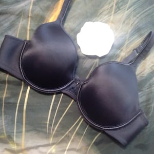 38B Vanity Fair Bra Black Full Coverage 75335 Body Caress Beauty Back Bra