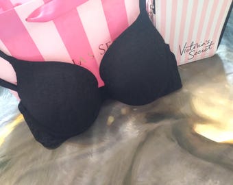 34D Victoria's Secret PINK Wear Everywhere Push Up Black Lace VS PINK Bra