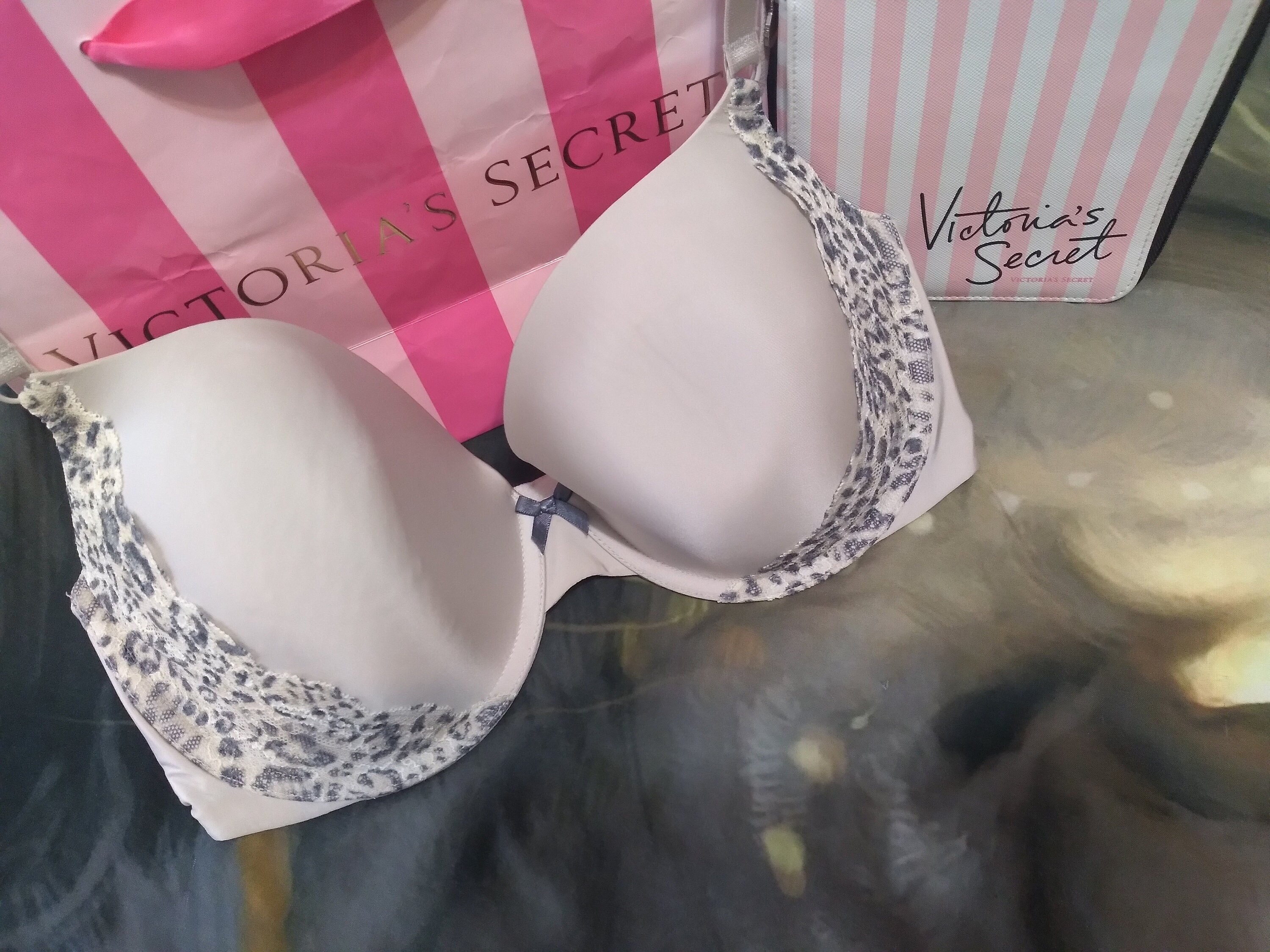 Victoria's Secret, Intimates & Sleepwear, Victorias Secret Dream Angels  Floral Lace Mesh Racerback Bra 36ddd