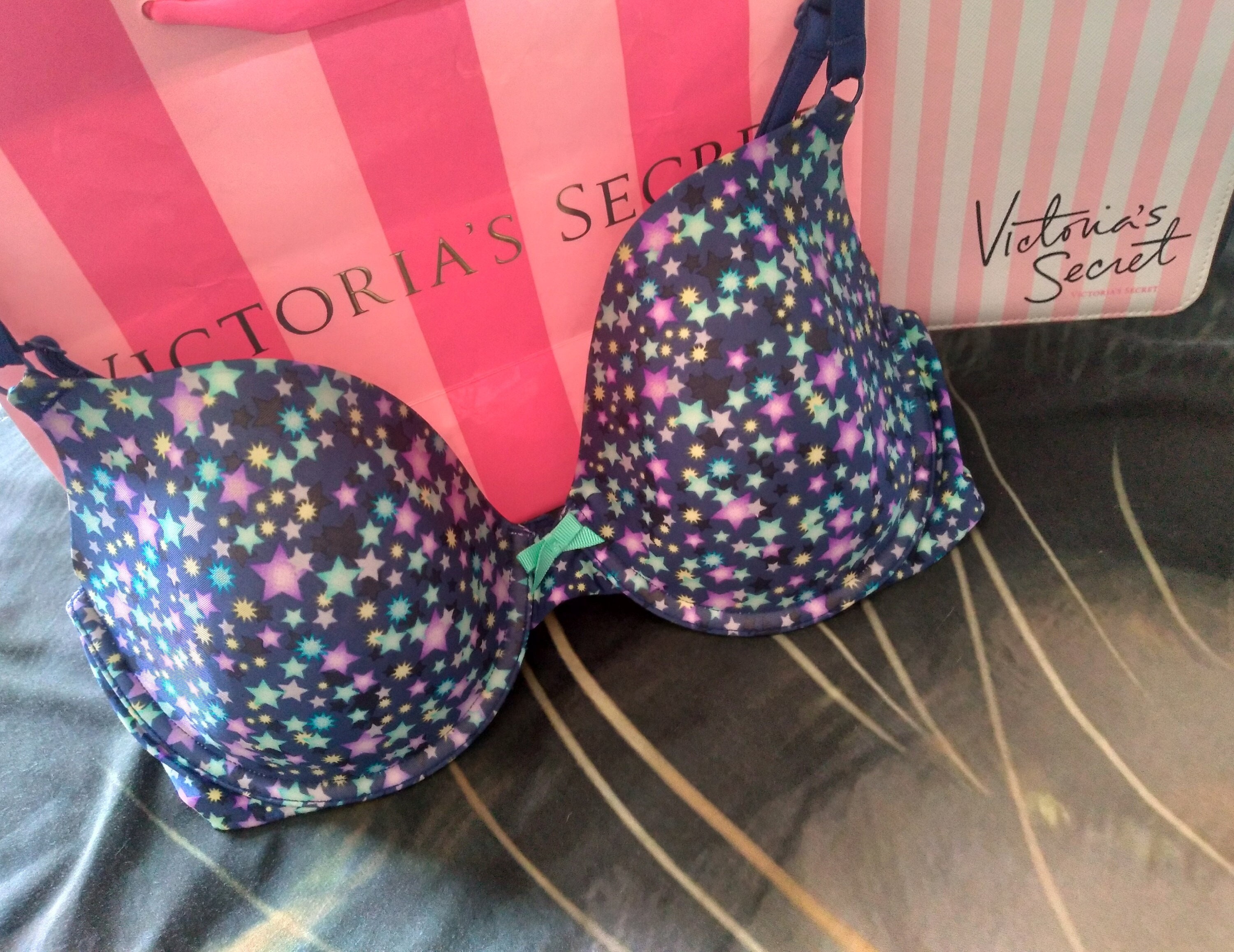 Victoria Secret Bra Set 34C Push Up Small Cheeky Panty Black Lace Floral  Appliqu