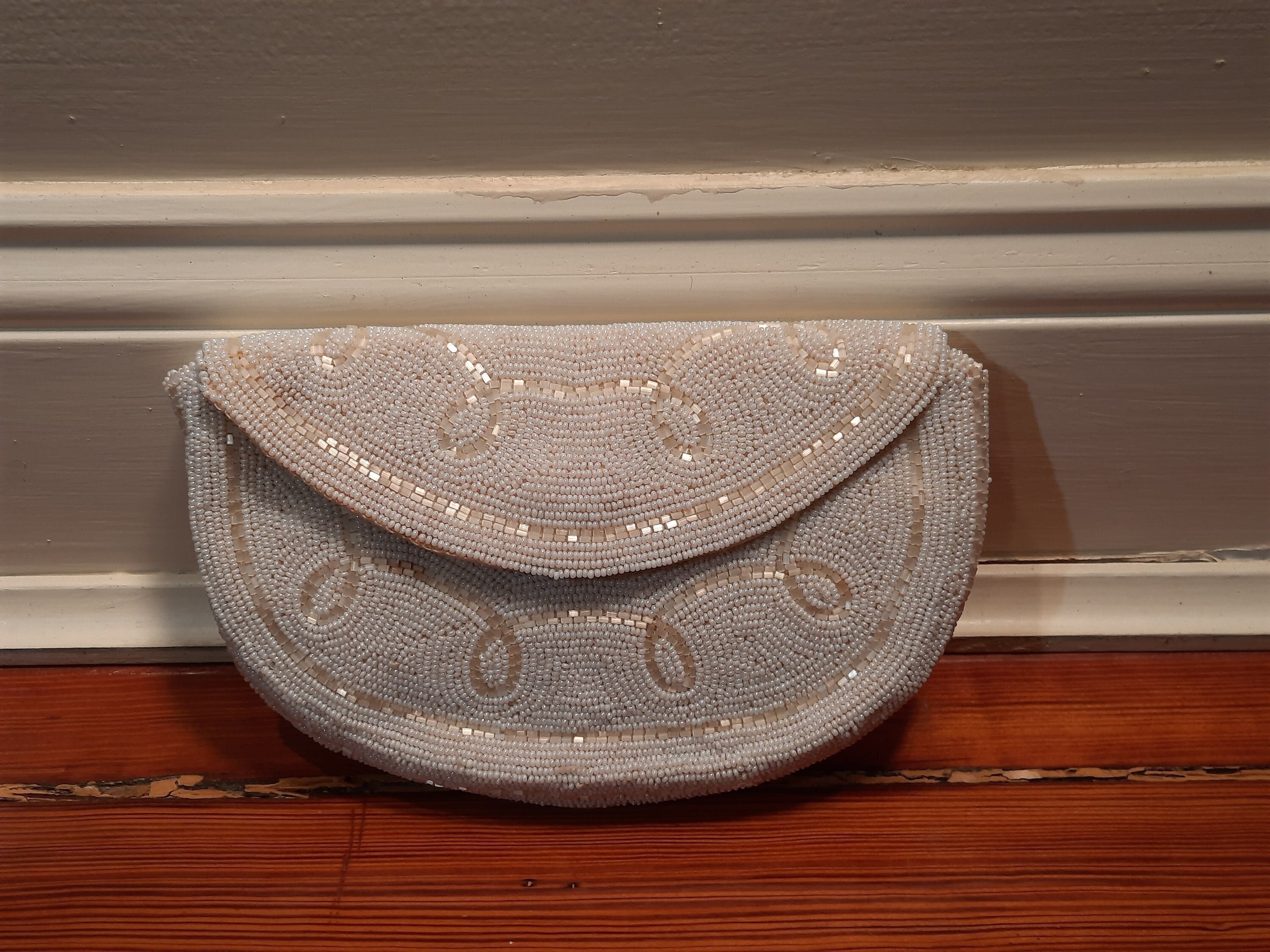 VINTAGE Hand Made in FRANCE for Jorelle Bags White Beaded Purse Wedding  Evening