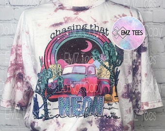Gebleichtes Lila Acid Wash T-Shirt | Neonregenbogen, Countrymusik