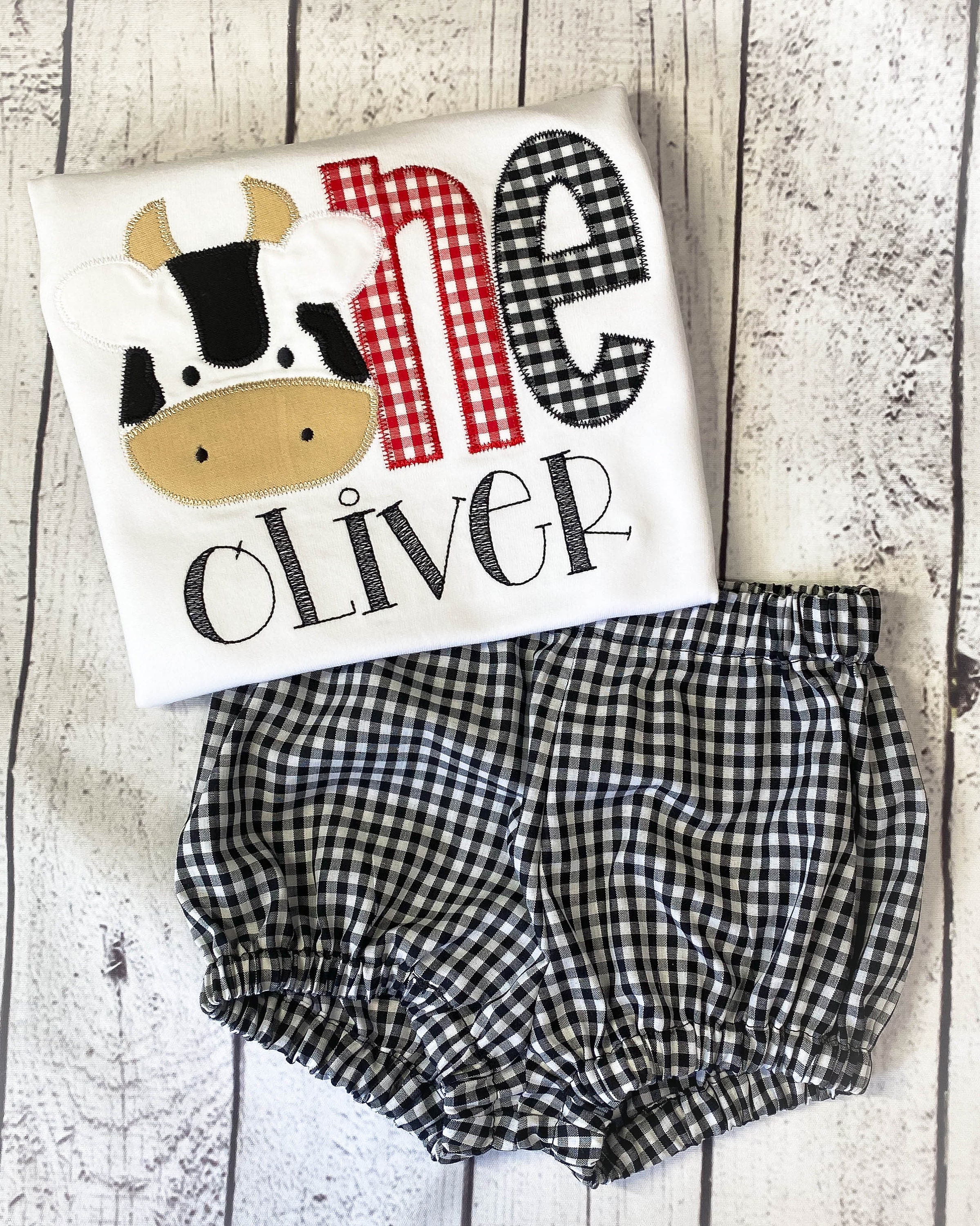 Personalized Embroidery One Cow Birthday Bloomer set, Any Birthday, Animals, Farm, Birthday outfit, Cake smash. Handmade Bloomers.